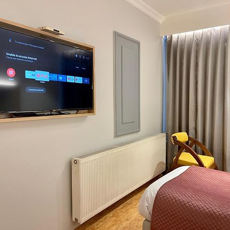 Hotel New Park Srīnagar Esterno foto